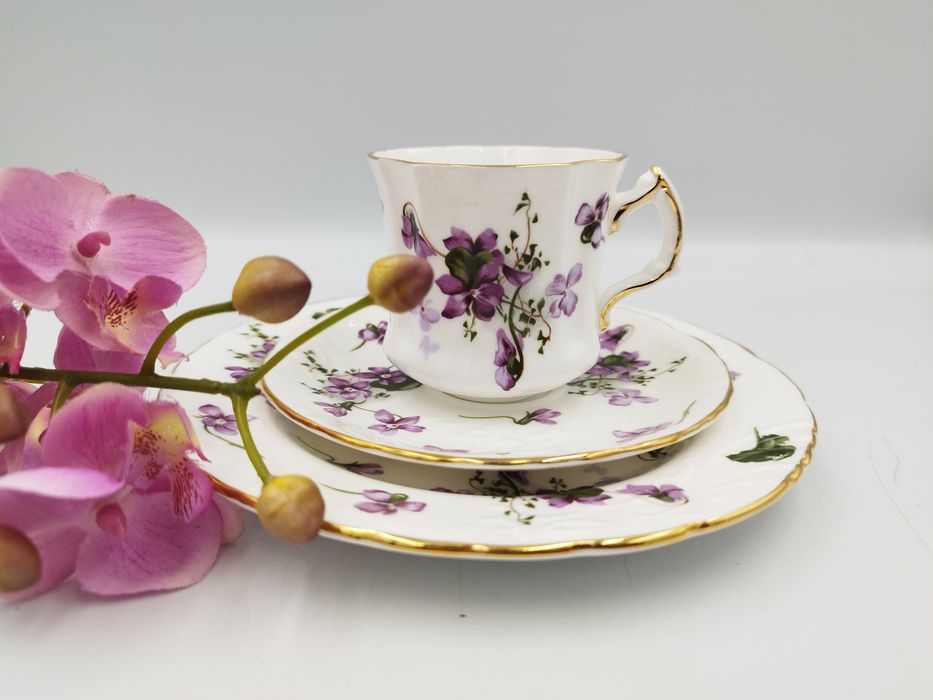 Hammersley SPODE , английски костен сет за кафе 
Victorian Violets