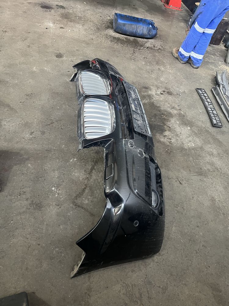 Предна М броня бмв х3 е83 ( predna M bronq bmw x3 e83 )