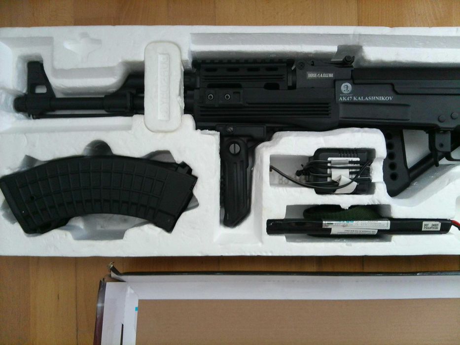 Replică AIRSOFT AK-47 Tactical AEG+bile+mască