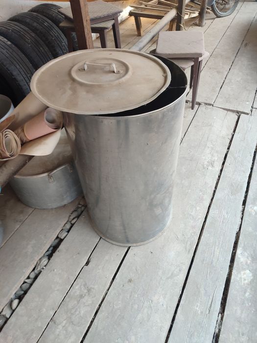 Продам баки из нержавеющей стали,5 шт. Кастрюли 40 лит.фляга 40 лит.