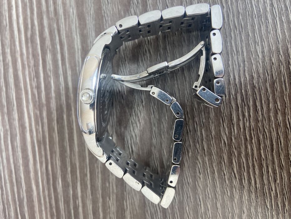 Часы Tissot в отличном состоянии