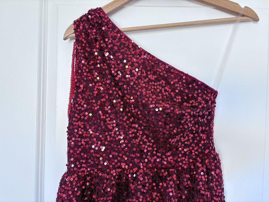 Rochie eleganta rosie cu paiete marimea S