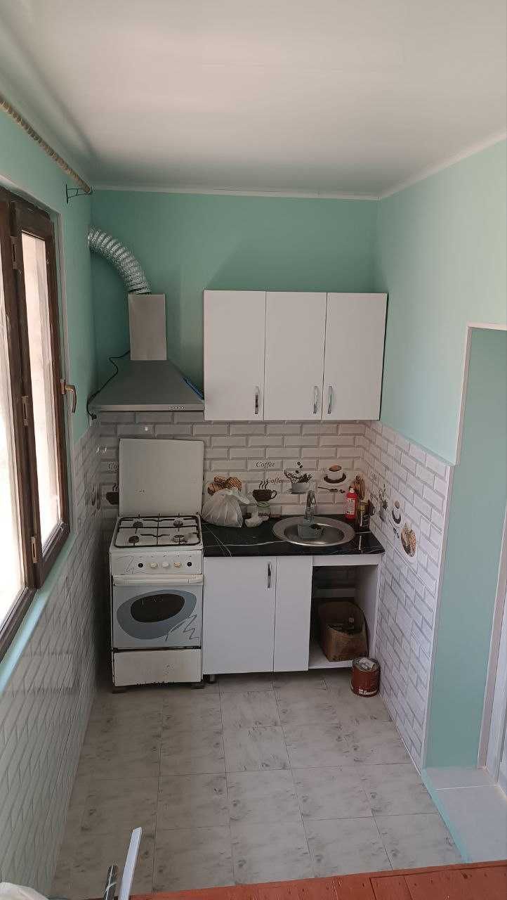 avtomobil qo'yish joyi hamda yerto'la