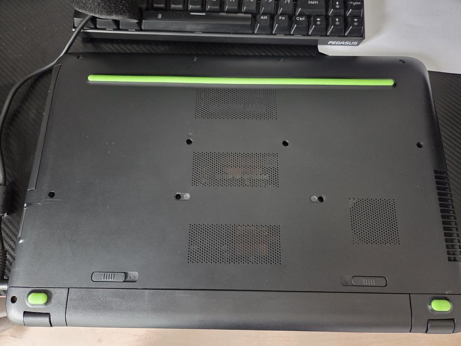 Hp pavilion gaming 15 Геймърски лаптоп