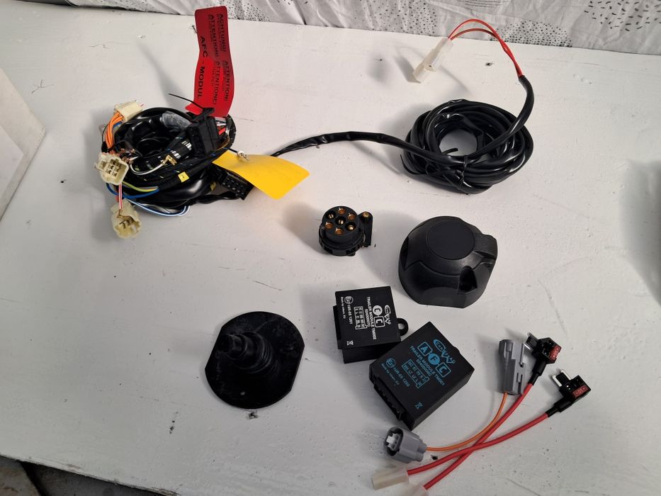 Кабели теглич  Suzuki Sx-4 Swift  ignis Jimmy