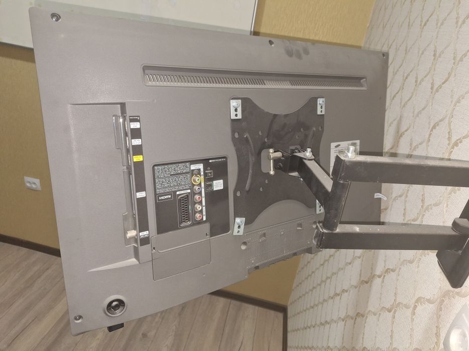 Samsung UE32F400OAW телевизор