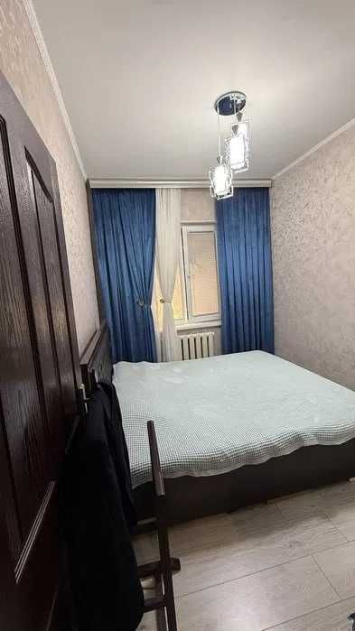 Продается квартира БИЙ Мирзо Улугбек Ор-р ГАИ 3/2/4  72м2