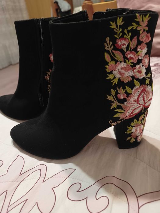 Дамски цветни боти M/S
