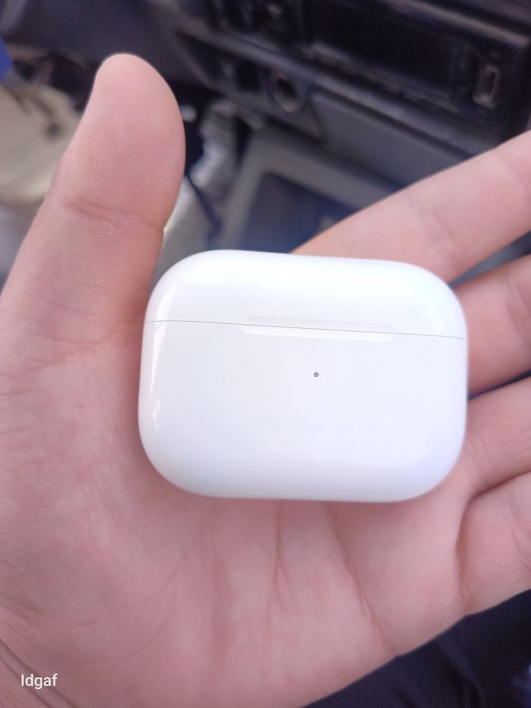 Airpods pro 2. Karobka hamma narsasi bilan birga