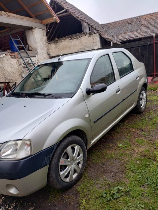 Vând Dacia Logan 1.6 mpi+gpl
