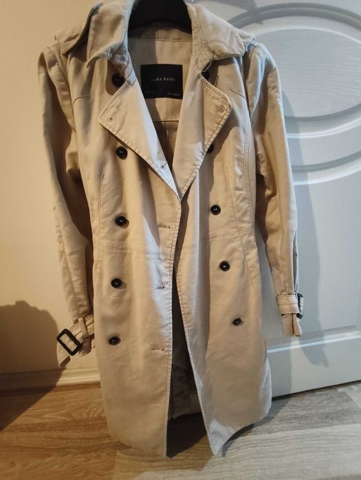 Шлифер Zara в nude цвят