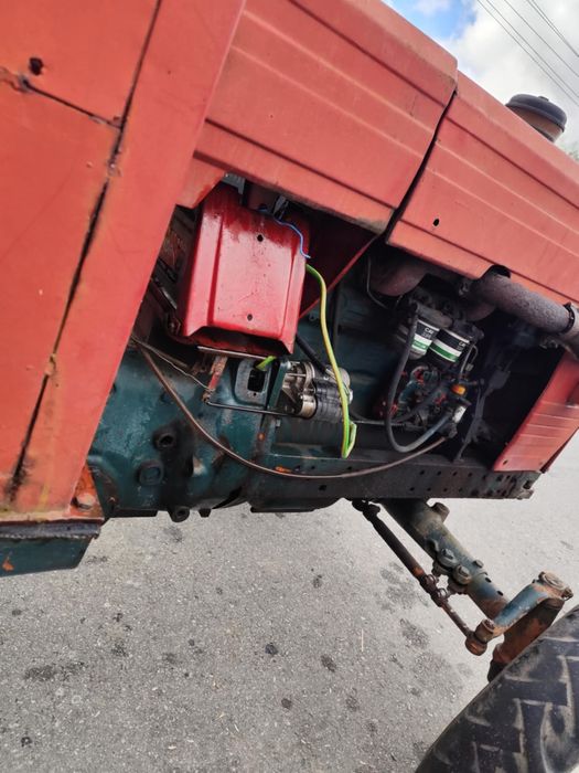 Vand utb 650. cu servo pe danfus tractorul merge foarte bine