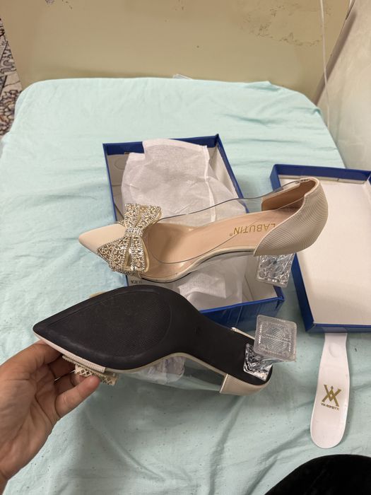 Tufli bir martta kiyilgan xolati zor