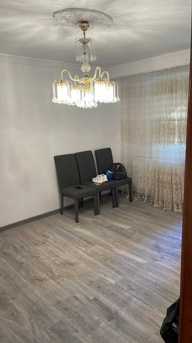 Apartament de vânzare , recent zugrăvit