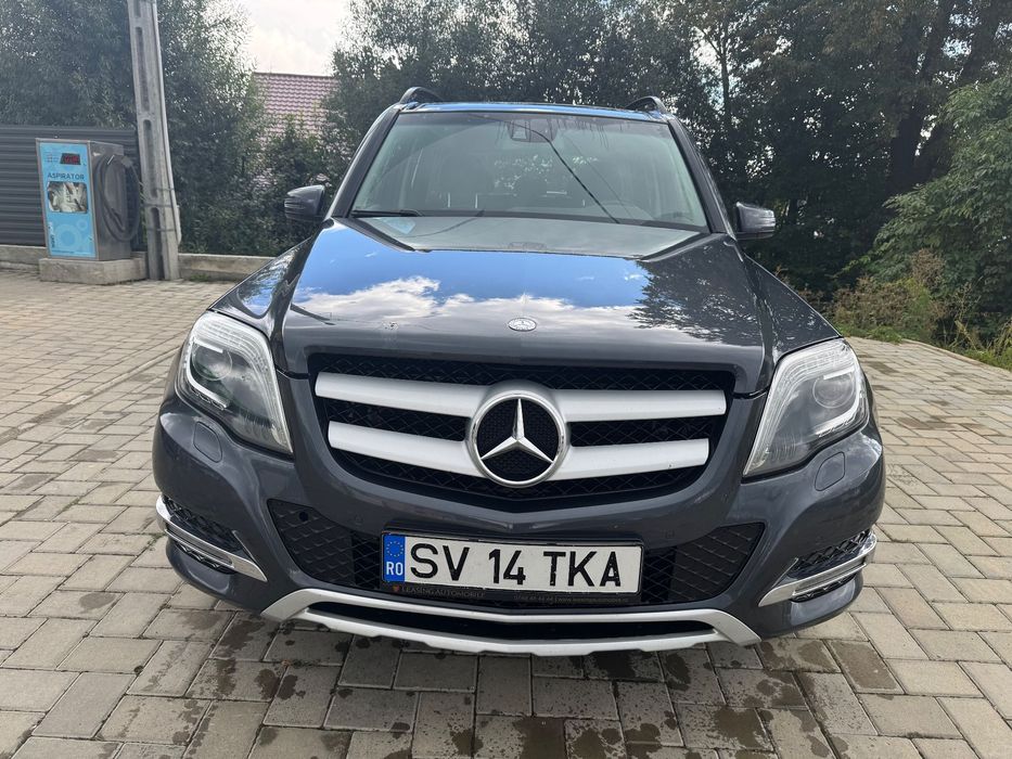 Mercedes-Benz GLK Masina este in stare buna fara daune sau accidente