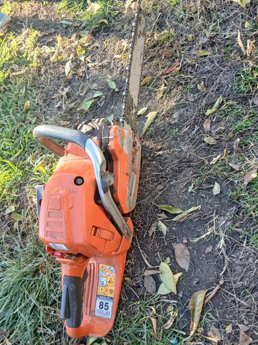 Vând husvarna 545