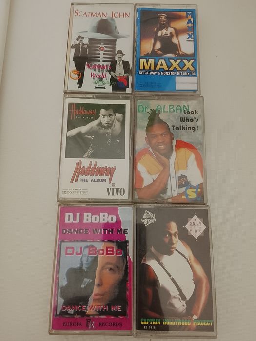 Vând Colecție 35 Casete in stare ca Noi