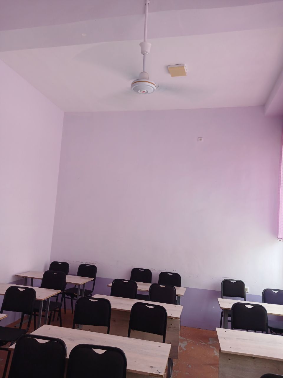 JOY SOTILADI Denov shahar Surxon ilmiy markazi ikkinchi qavatda