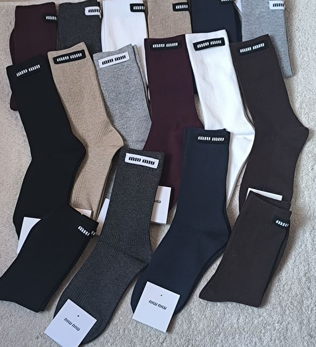 Дамски красиви чорапи