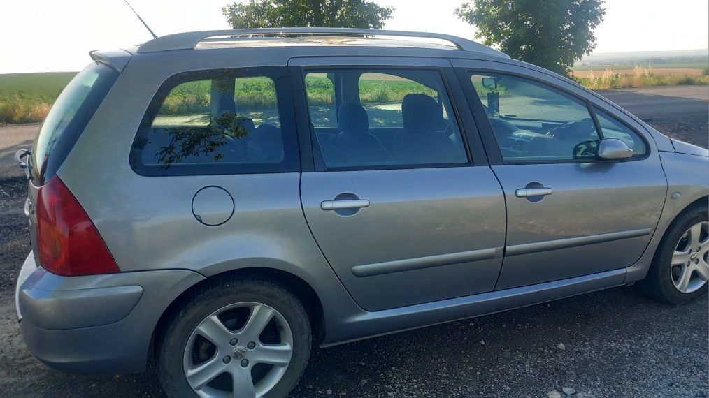 Peugeot 307 SW 2.0 107k.с