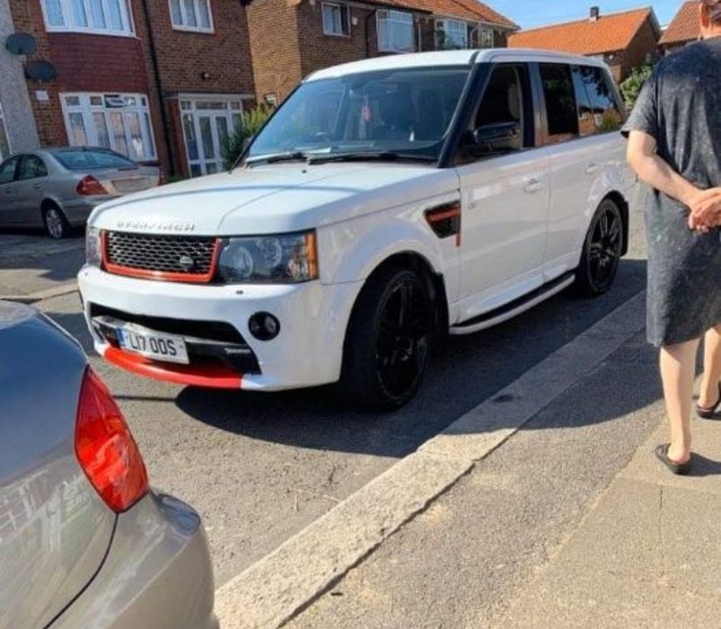 Dezmembrez range rover sport 2.7d 2008