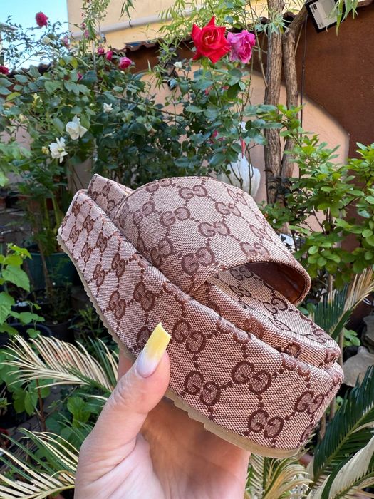 Papucii Damă model nou