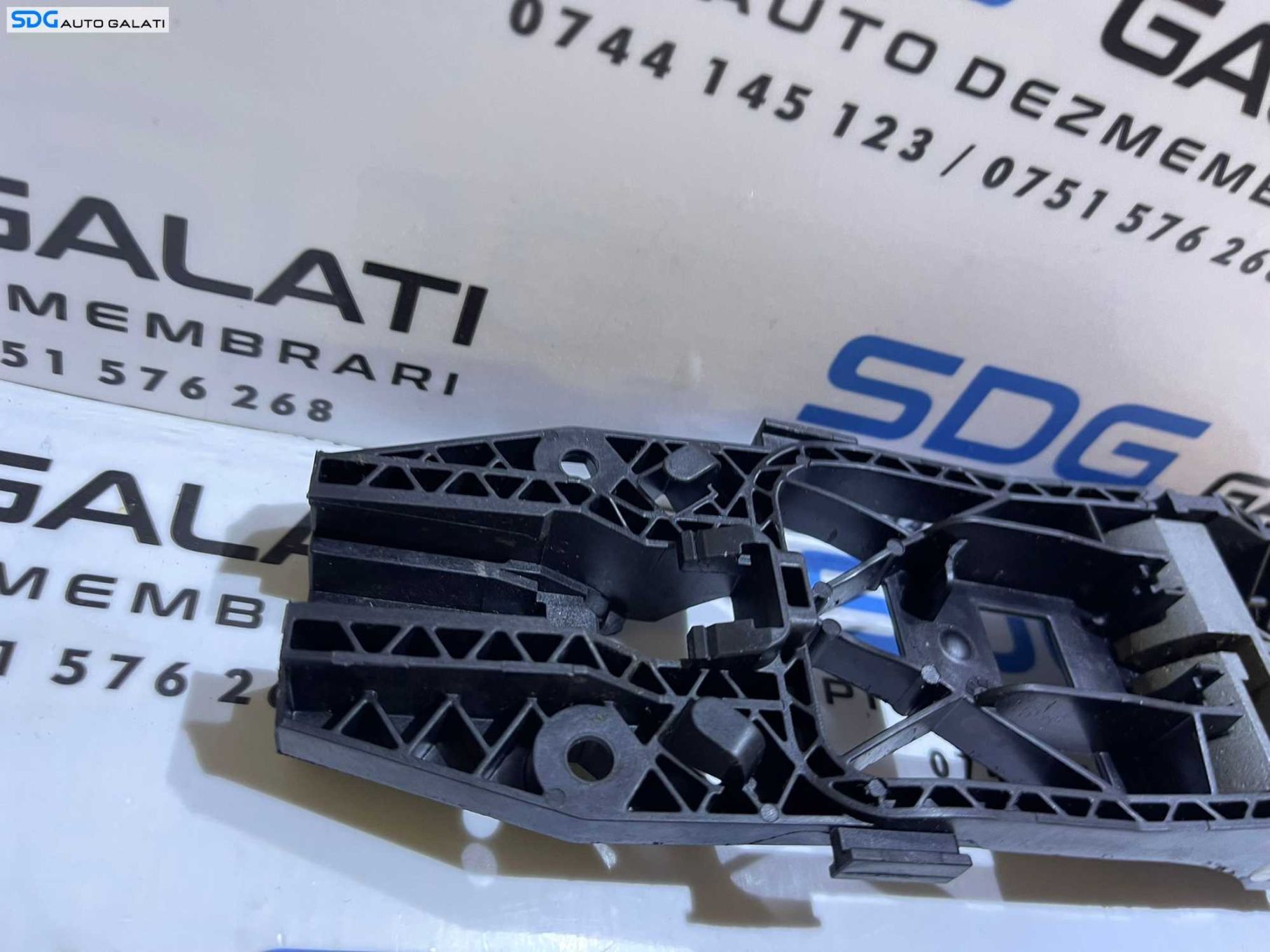 Suport Maner Interior Usa Portiera Dreapta Skoda Kodiaq 2017 - Prezent Cod 5N0839885H