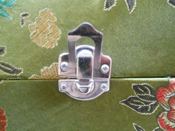 Cutie de bijuterii noua