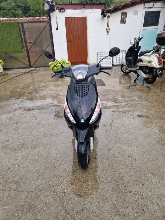 Scutere recent aduse din germania