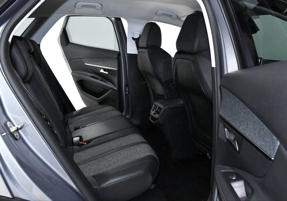 De vânzare – Peugeot 3008 1.5 BlueHDi Automat 2018