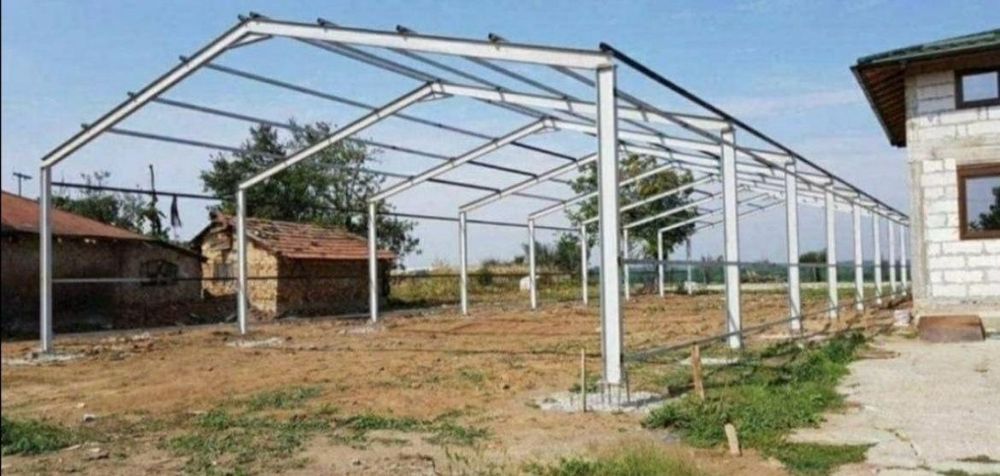 Vând structura metalică 10x25