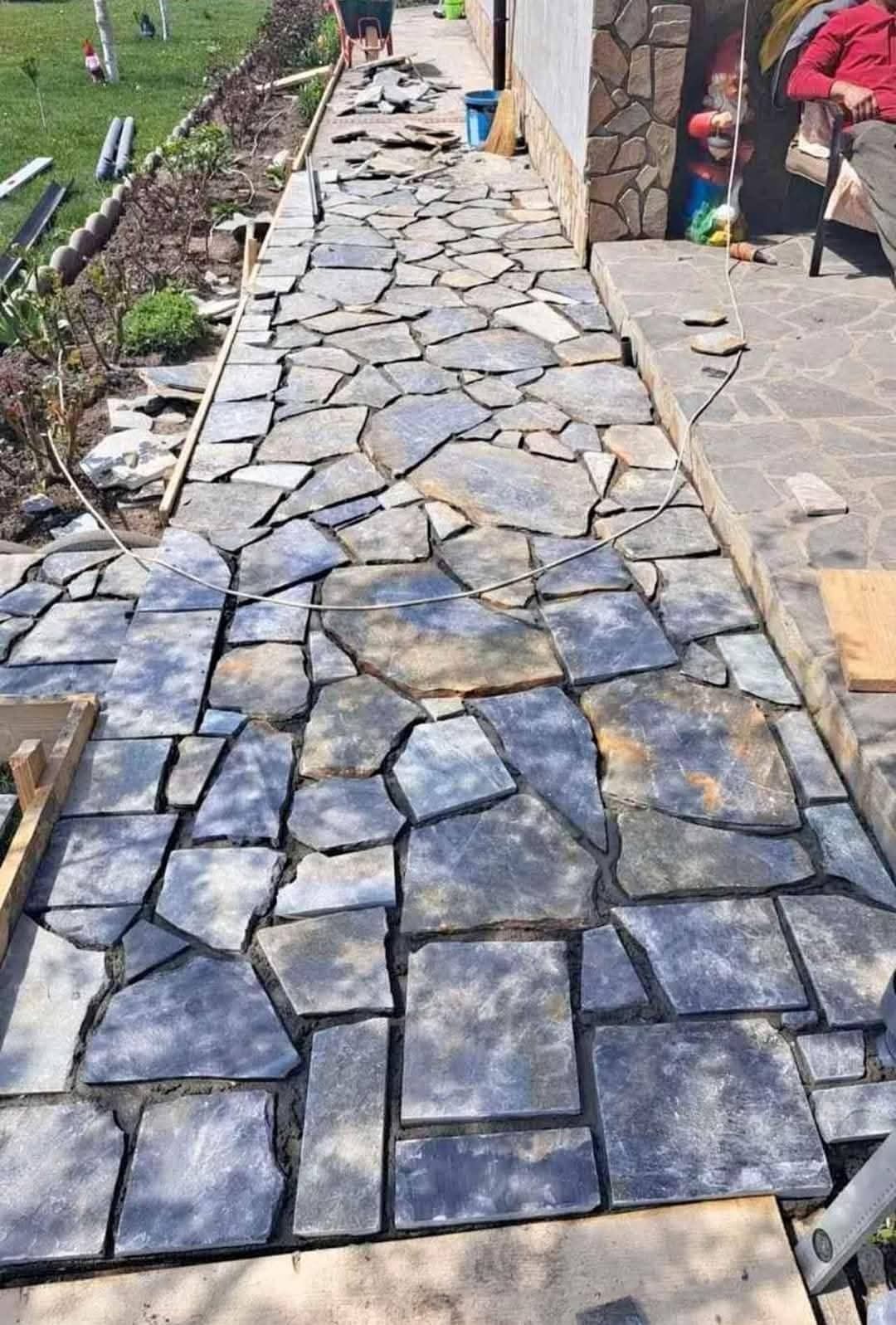 Piatra naturala de munte Ma deplasez in toată țara