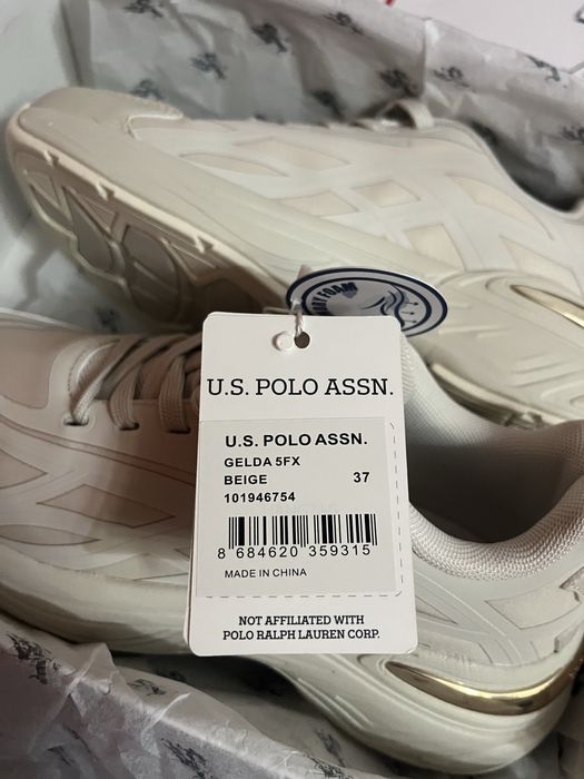 Adidasi de dama superbi noi