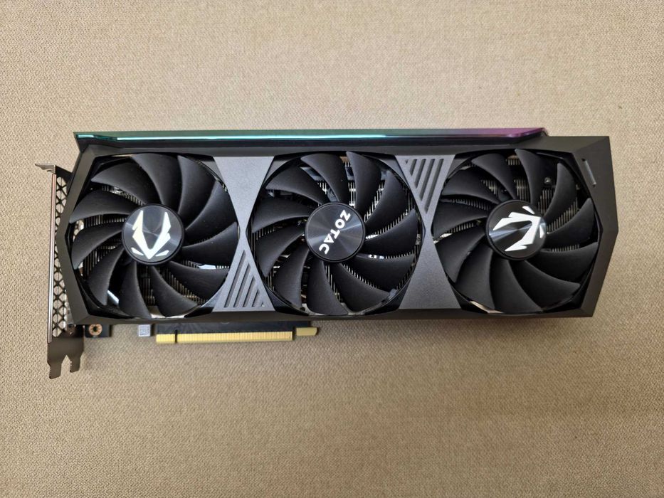 ZOTAC GeForce RTX™ 3070 Ti AMP Holo 8GB GDDR6X