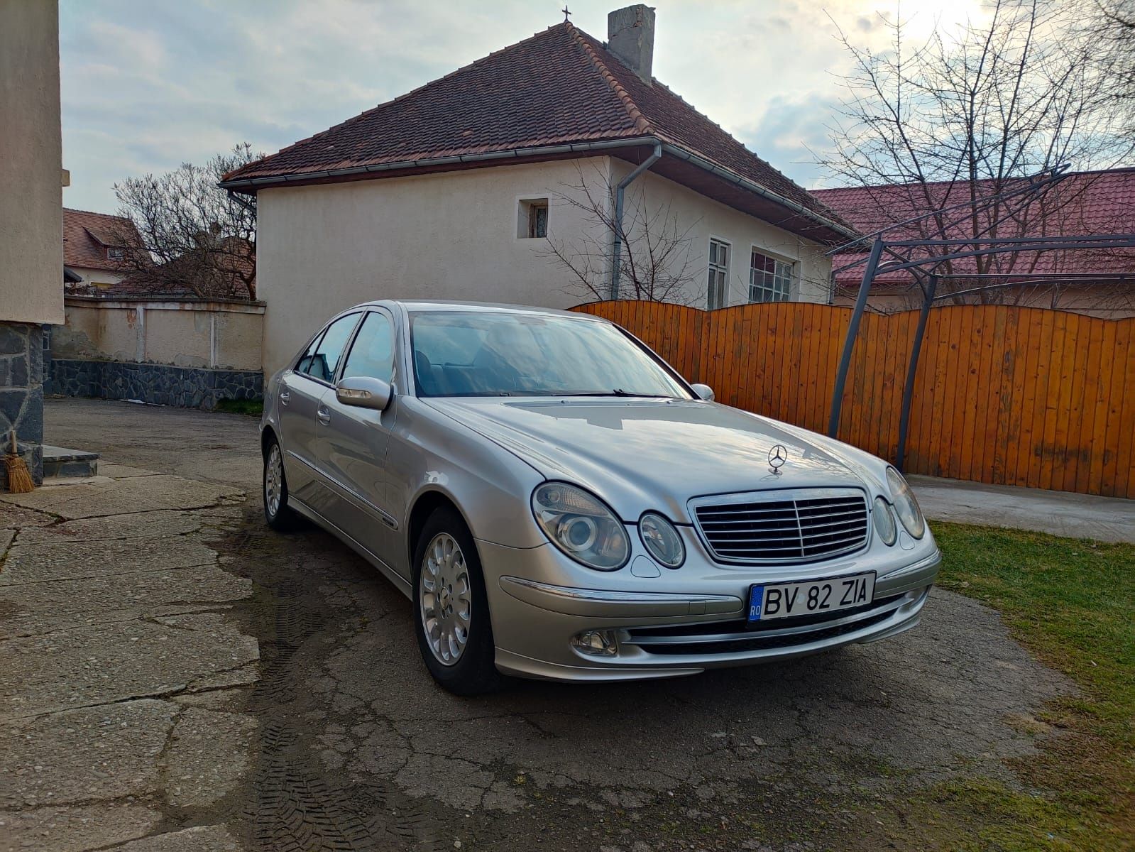 Mercedes-Benz E220 CDI Avantgarde