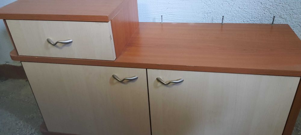 Портманто,шкаф за обувки и огледало