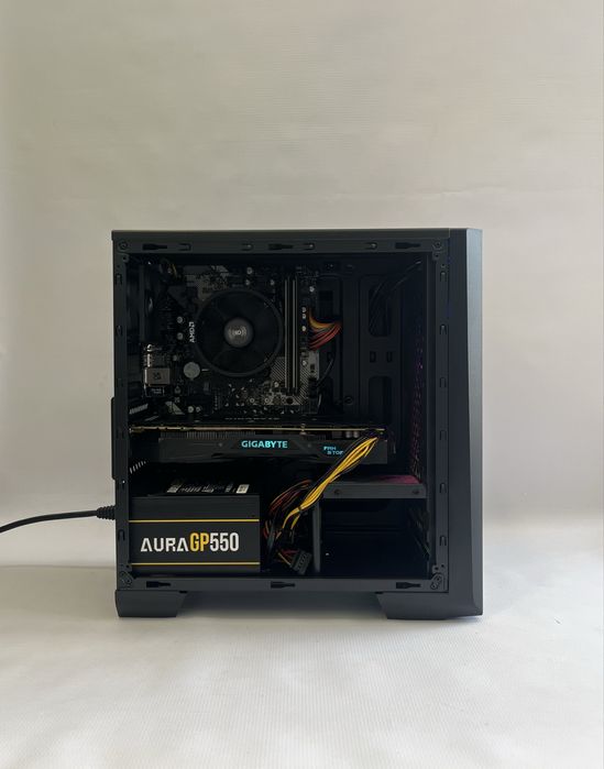 Геймърски комопютър AMD Ryzen 5 1600, GTX 1070 8GB, 16GB ram