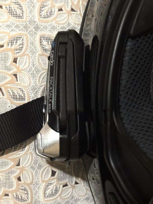 Cardo Packtalk Bold Intercom