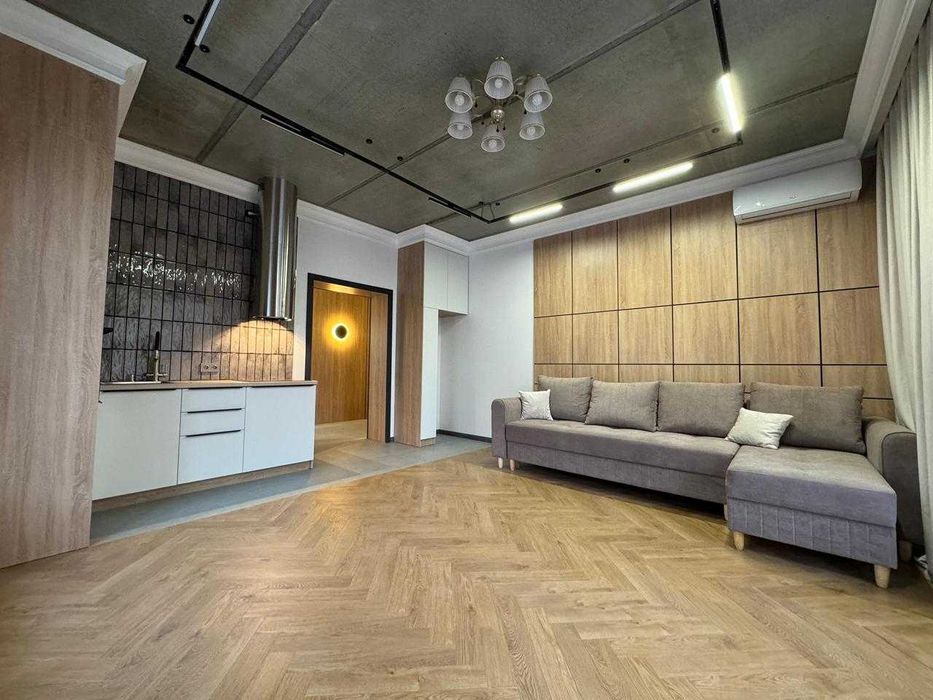 Продам 2 комнатную новостройку рядом с 8 школой