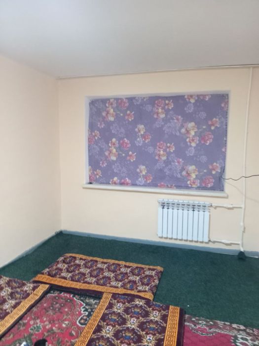 Срочно продаётся 1 ком 8 микрорайон