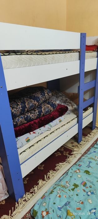 Кровать двухярусный в хорошем состоянии