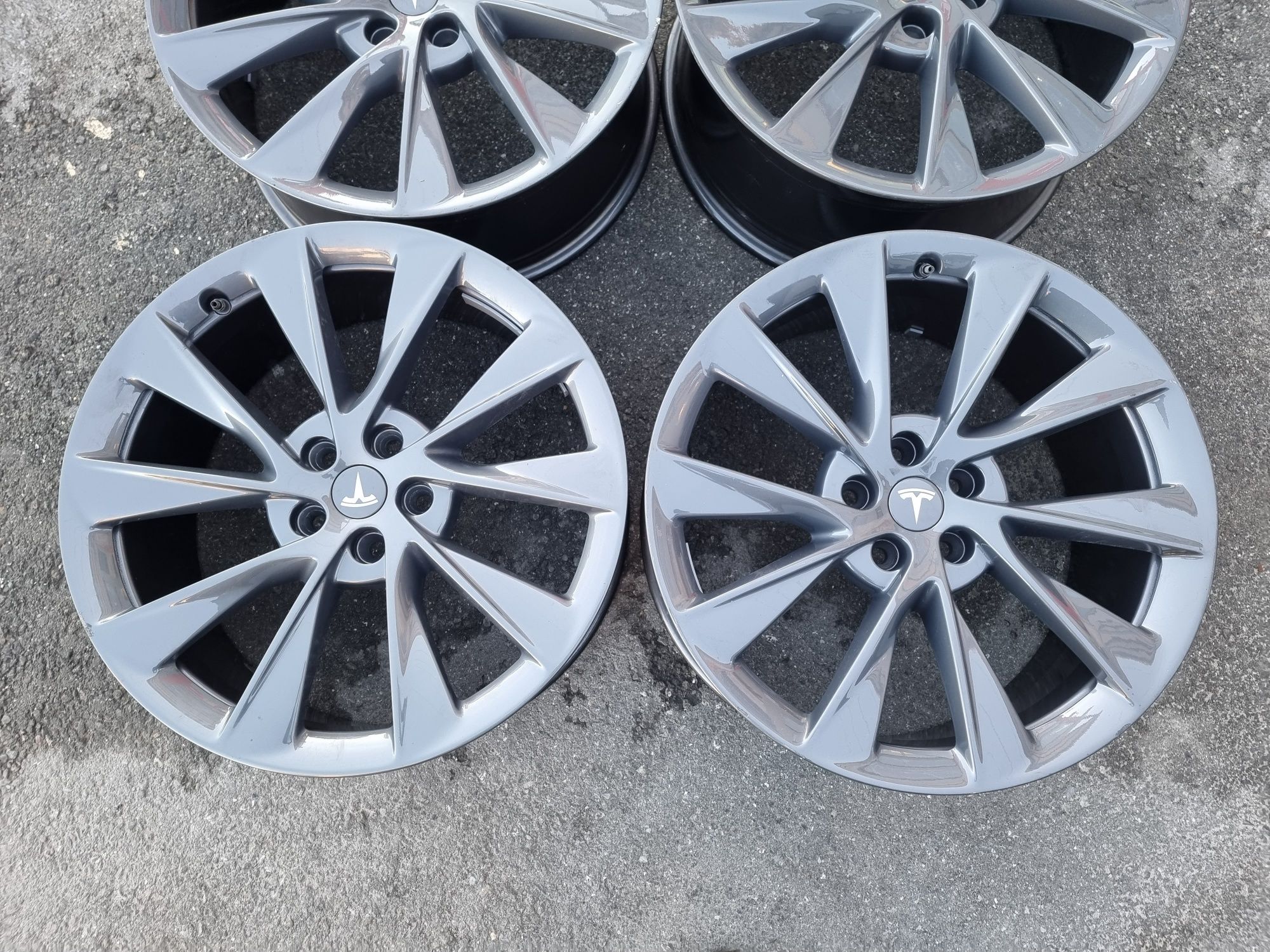 21цола 5x120 Tesla S,Тесла S 4бр Оригинални