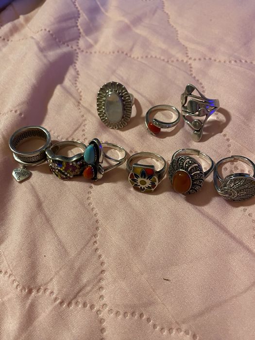 Vand cercei argint si inele argint