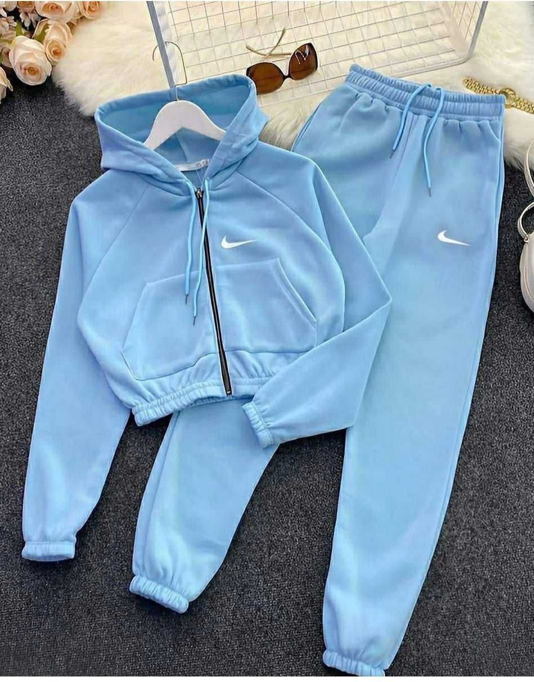 Дамски Екипи Nike