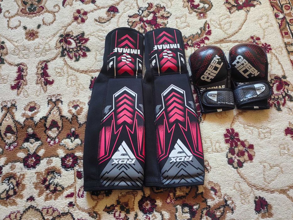 Перчатки для мма и футы