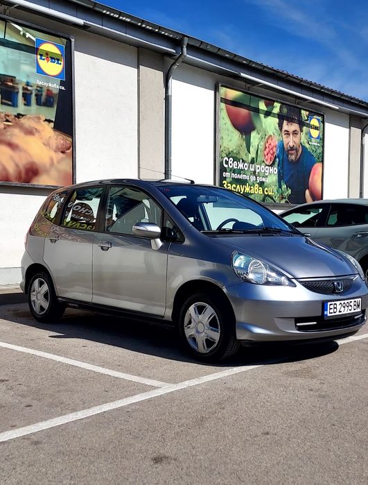 Honda Jazz 1. 4i automat
