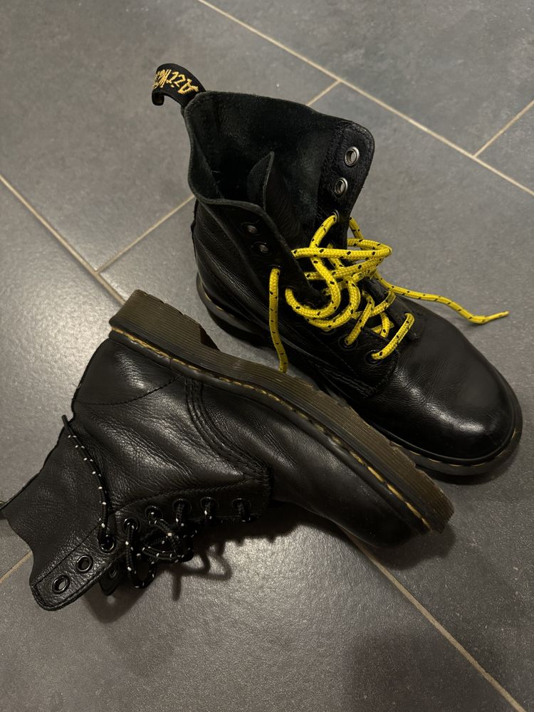 Ghete boots piele Dr Martens 1460 36