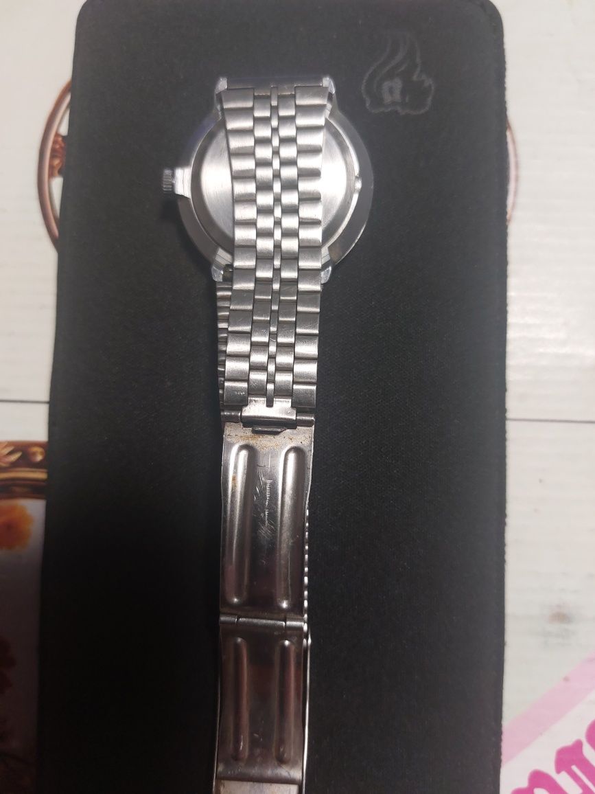 Руски часовник ракета Raketa