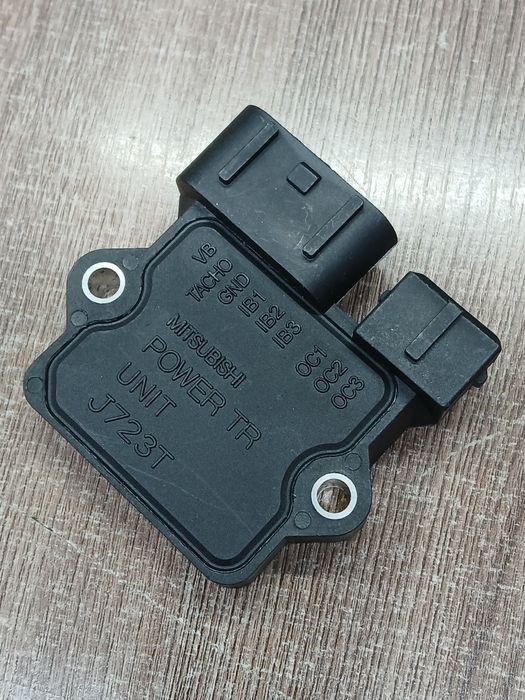 Коммутатор зажигания MD349207