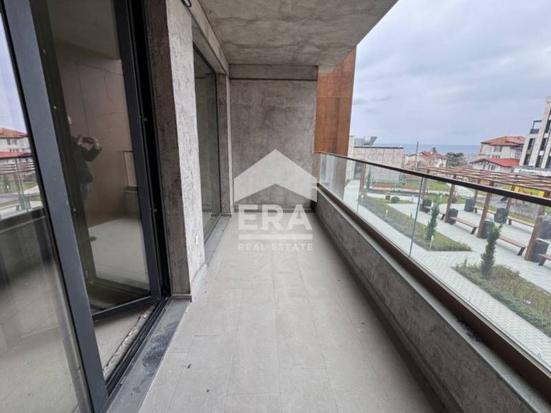 Продава се Четиристаен апартамент в к.к. Св.Св. Константин и Елена - 135 кв.м за 1963 €/кв.м - Снимка #6